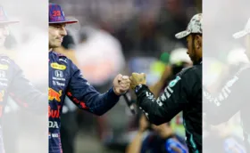 Imagem ilustrativa da imagem Empatados, Hamilton e Verstappen decidem título da F1 no mano a mano