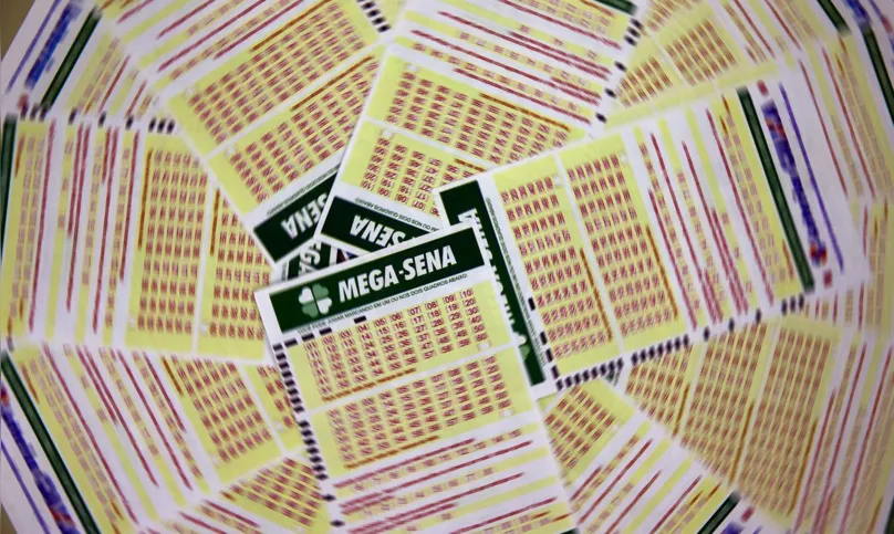 Imagem ilustrativa da imagem Mega-Sena sorteia nesta quarta superprêmio de R$ 65 milhões